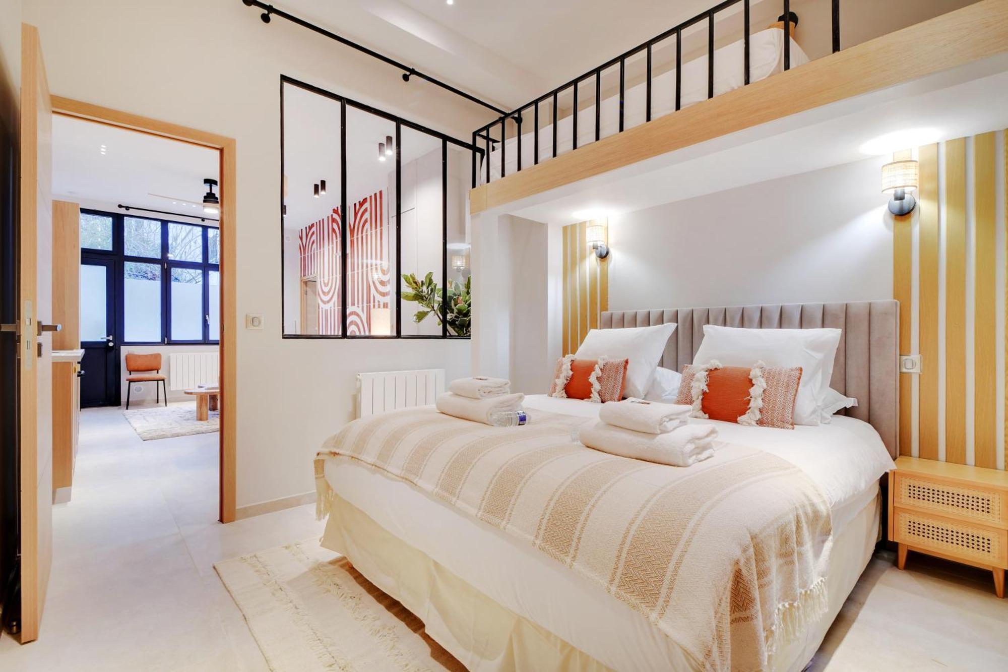 Superbe Appartement- 7P- Sacre Coeur Ramey I Paris Bagian luar foto